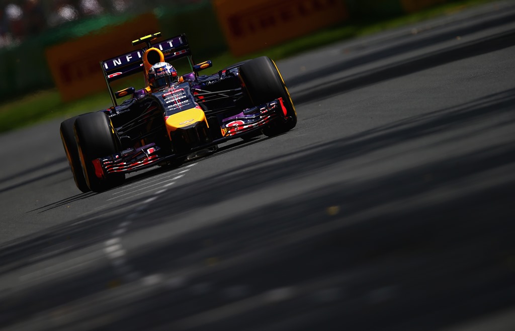 Riccardio på vej mod diskvalifikation.
(Foto: Red Bull )